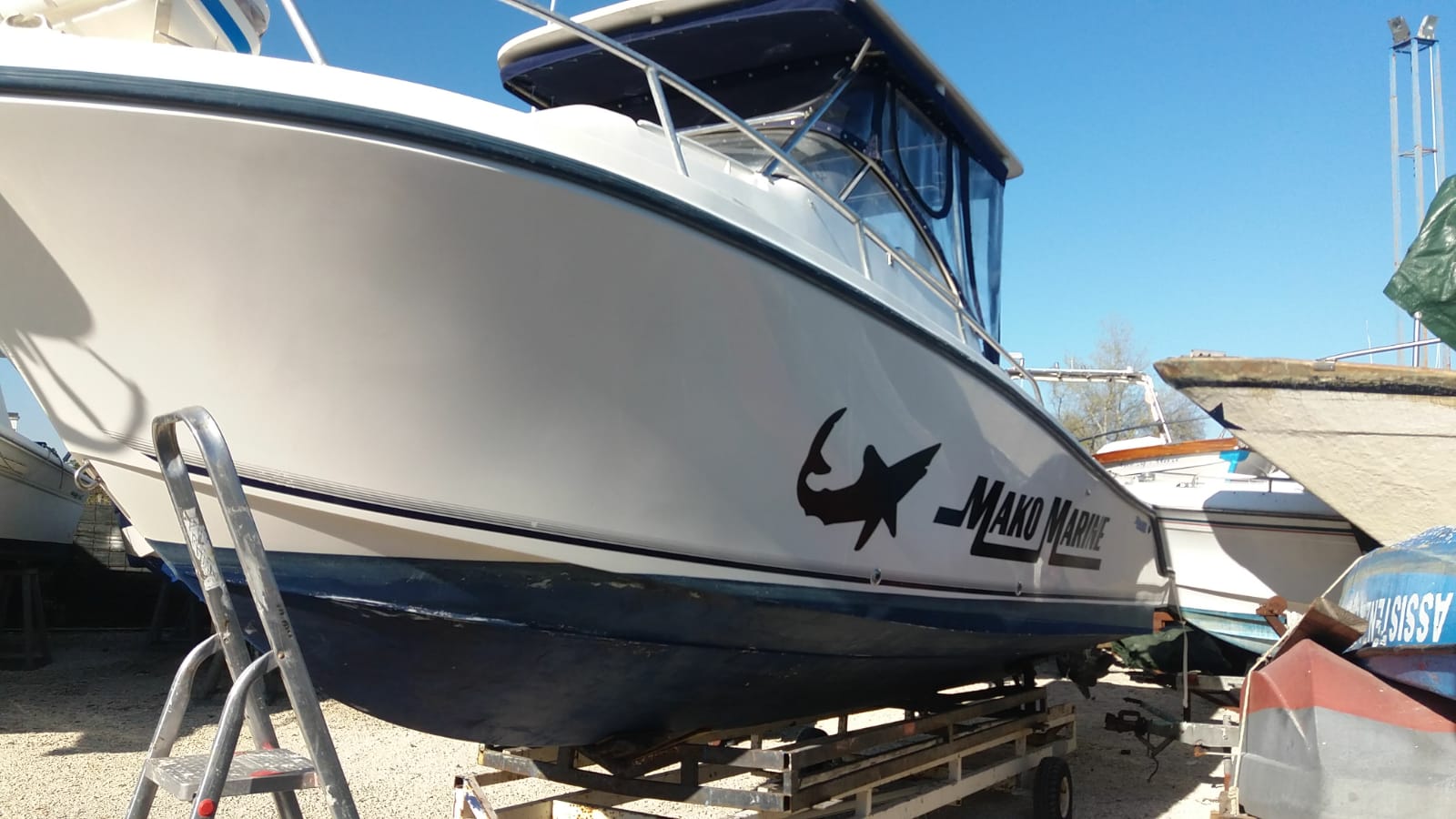 <<< VENDUTO >>> Mako 263 + 2 x 200 Hp Mercury<br><a href=dettaglio.aspx?Id=362 >VAI ALLA SCHEDA</a>